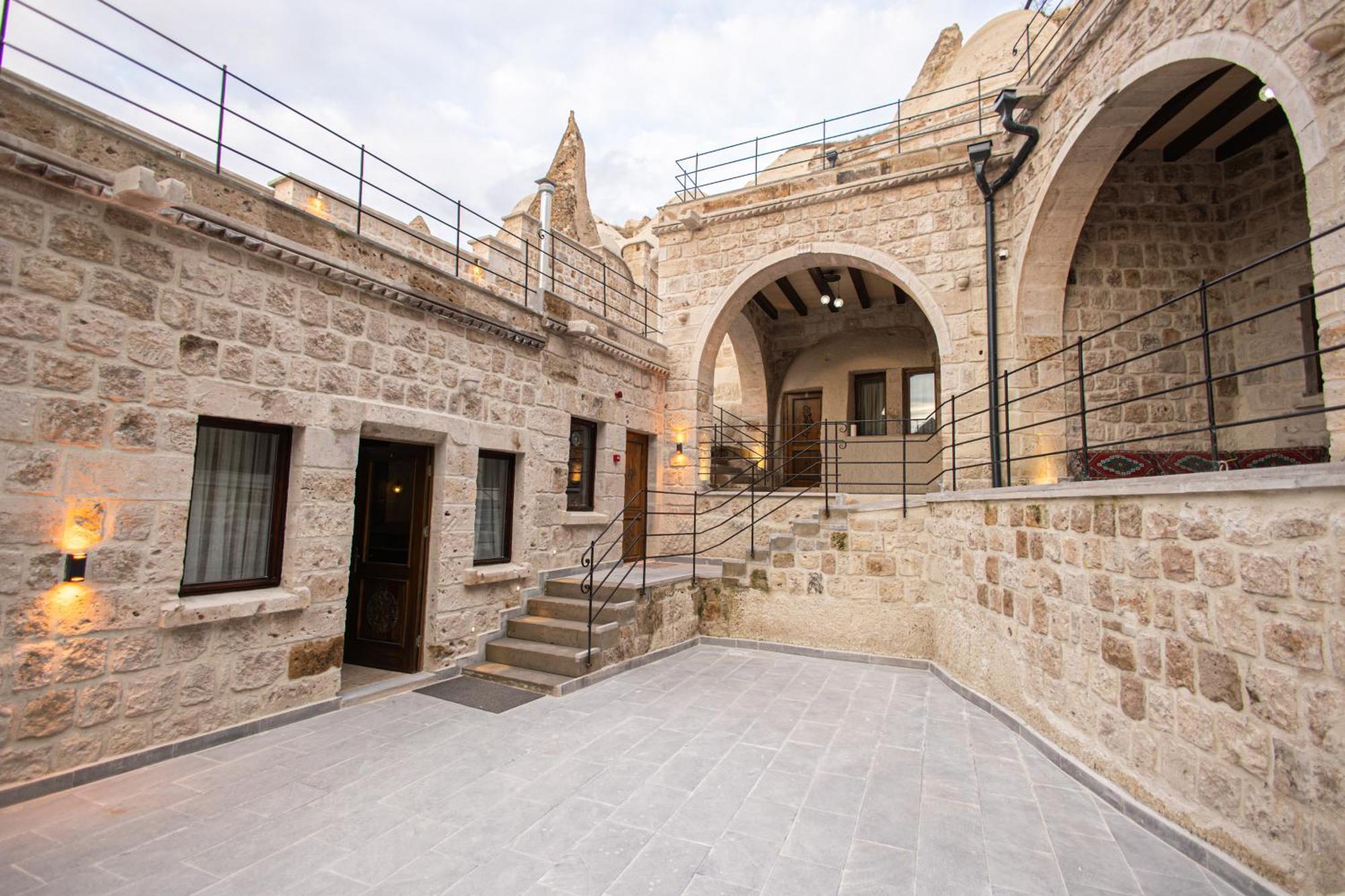فندق Majestic Cave House نفسهير المظهر الخارجي الصورة
